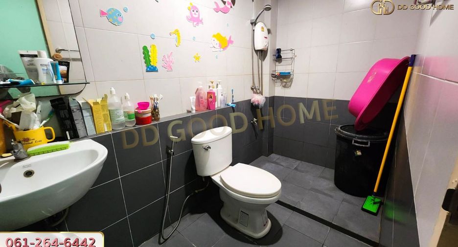Gewerbefläche zum Kauf mit 2 Zimmer in Mueang Chiang Rai, Chiang Rai