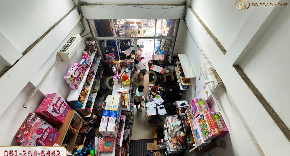 For sale 2 bed retail Space in Mueang Chiang Rai, Chiang Rai