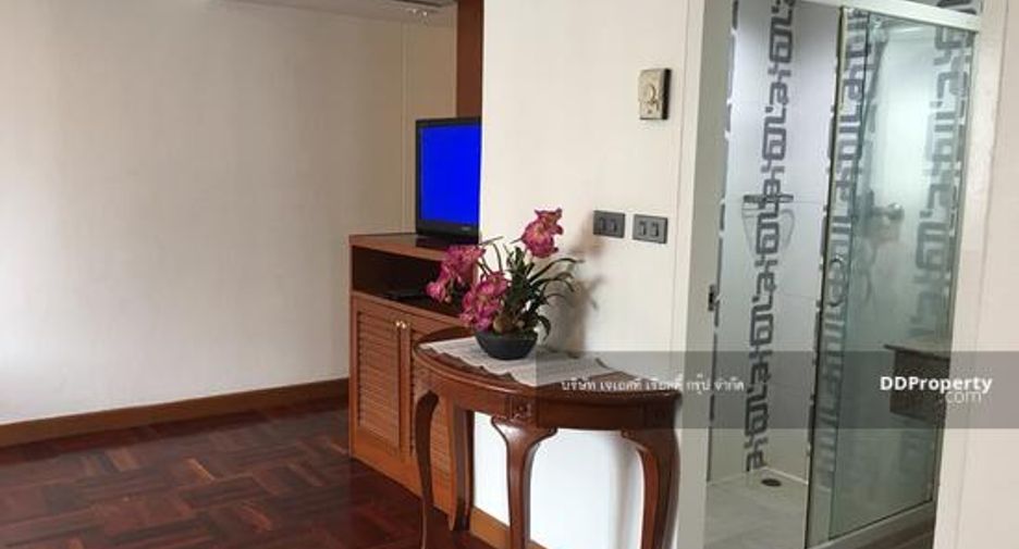 À louer et à vendre 2 chambres condo à Khlong Toei, Bangkok