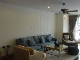 For rent 3 bedrooms condo in Khlong Toei, Bangkok