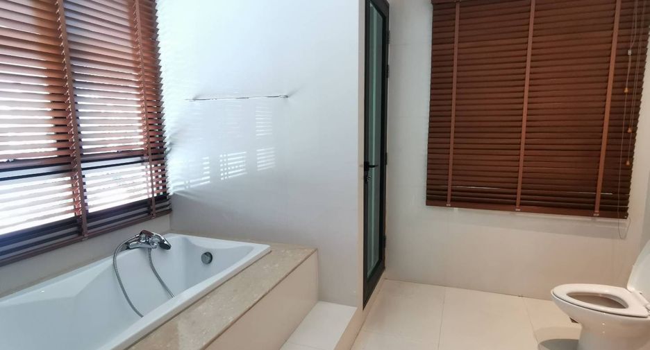 Casa en venta de 4 habitaciones en Suan Luang, Bangkok