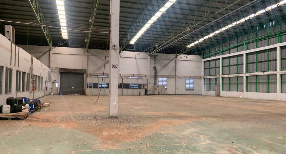 For rent そして for sale warehouse in Plaeng Yao, Chachoengsao