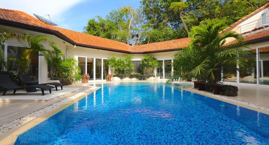 For sale 5 Beds house in Pratumnak, Pattaya