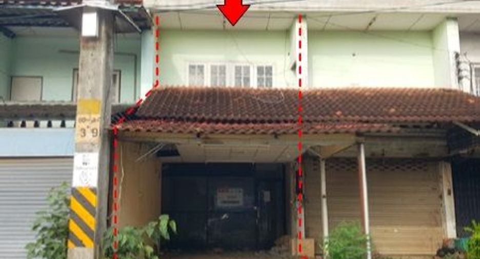 For sale 2 bedrooms retail Space in Si Maha Phot, Prachin Buri