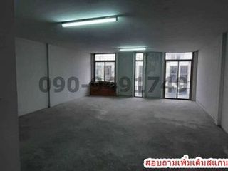 For rent 4 bed retail Space in Nong Chok, Bangkok