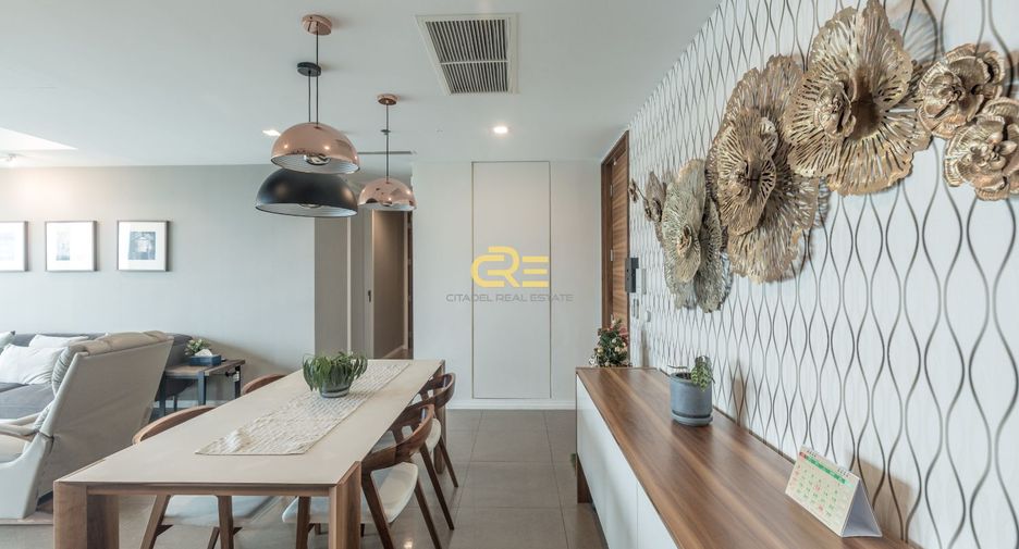 For rent and for sale 2 bedrooms condo in Sathon, Bangkok