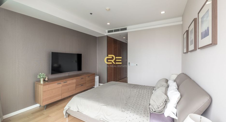 For rent and for sale 2 bedrooms condo in Sathon, Bangkok