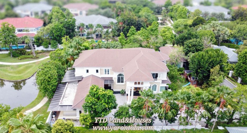 For sale 5 Beds house in Bang Khae, Bangkok