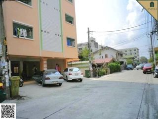 For sale 24 bed apartment in Mueang Samut Prakan, Samut Prakan