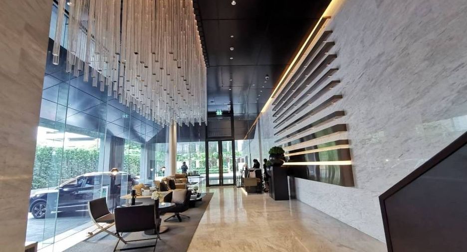 For rent 2 bedrooms condo in Sathon, Bangkok