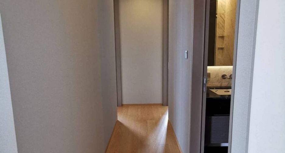 For rent 2 bedrooms condo in Sathon, Bangkok