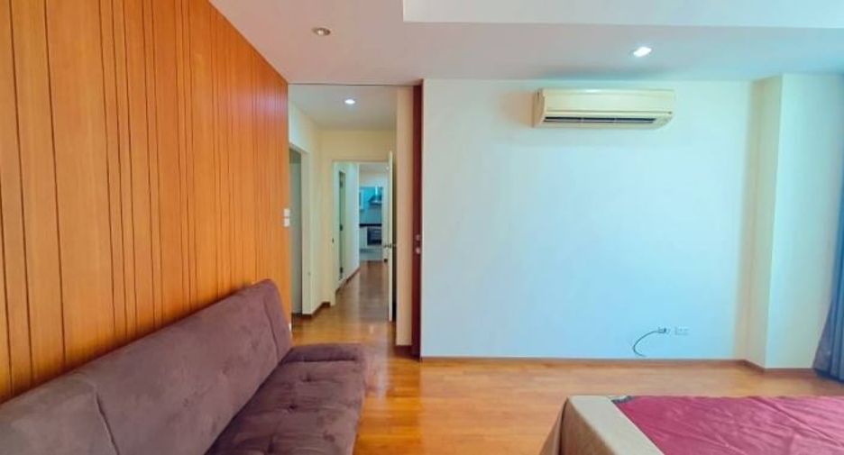 Condo en venta de 3 habitaciones en Khlong Toei, Bangkok