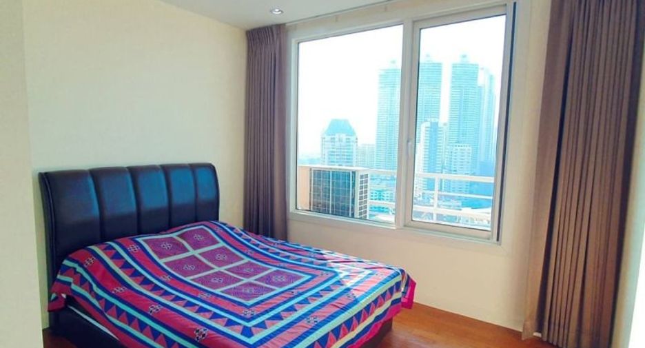 Condo en venta de 3 habitaciones en Khlong Toei, Bangkok