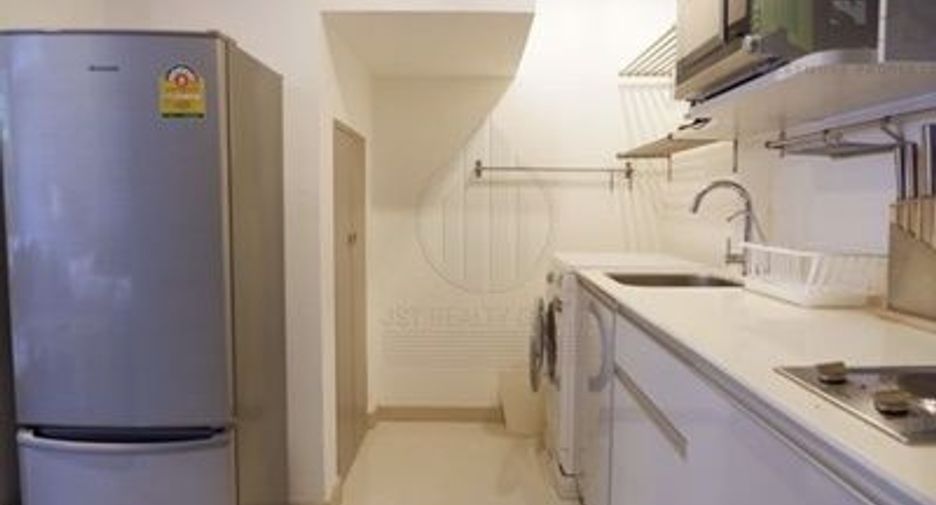 For rent 2 ベッドルーム condo in Watthana, Bangkok