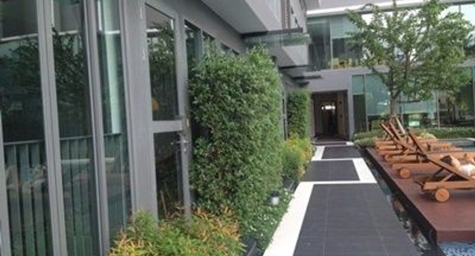 For rent 2 ベッドルーム condo in Watthana, Bangkok