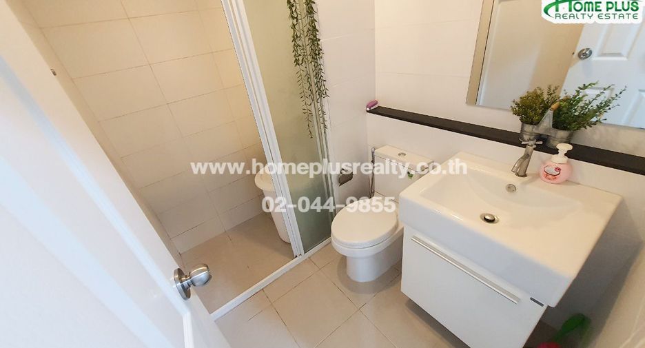 For sale 2 ベッドルーム apartment in Mueang Samut Prakan, Samut Prakan