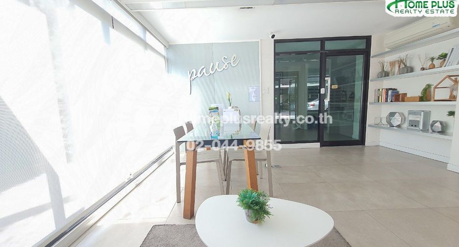 For sale 2 ベッドルーム apartment in Mueang Samut Prakan, Samut Prakan