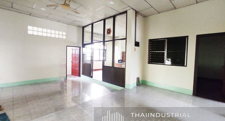 For rent warehouse in Lam Luk Ka, Pathum Thani