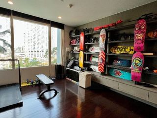For sale 3 ベッドルーム condo in Khlong San, Bangkok