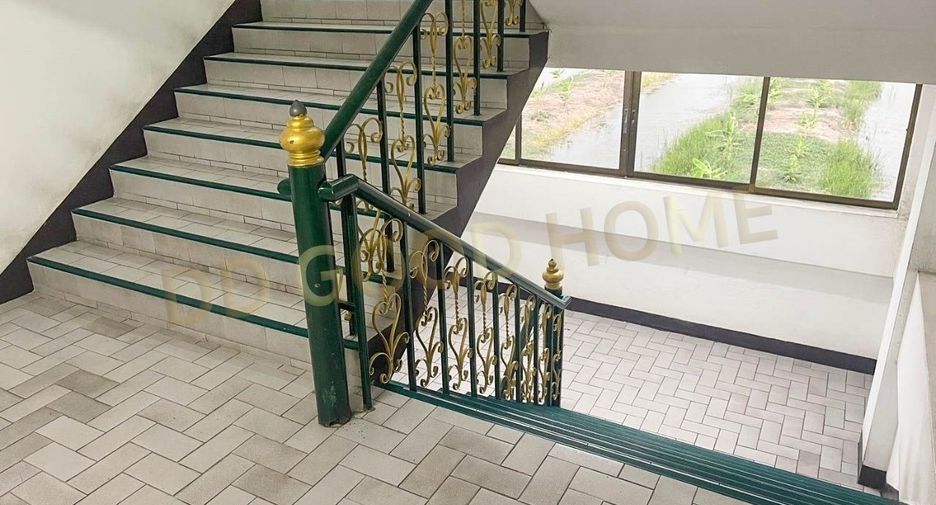 For sale 58 bedrooms apartment in Thanyaburi, Pathum Thani