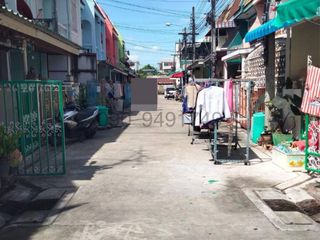 For rent 2 bed townhouse in Bang Sue, Bangkok
