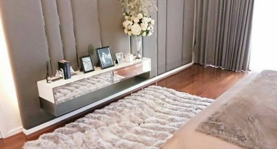 For sale 3 bedrooms house in Prawet, Bangkok