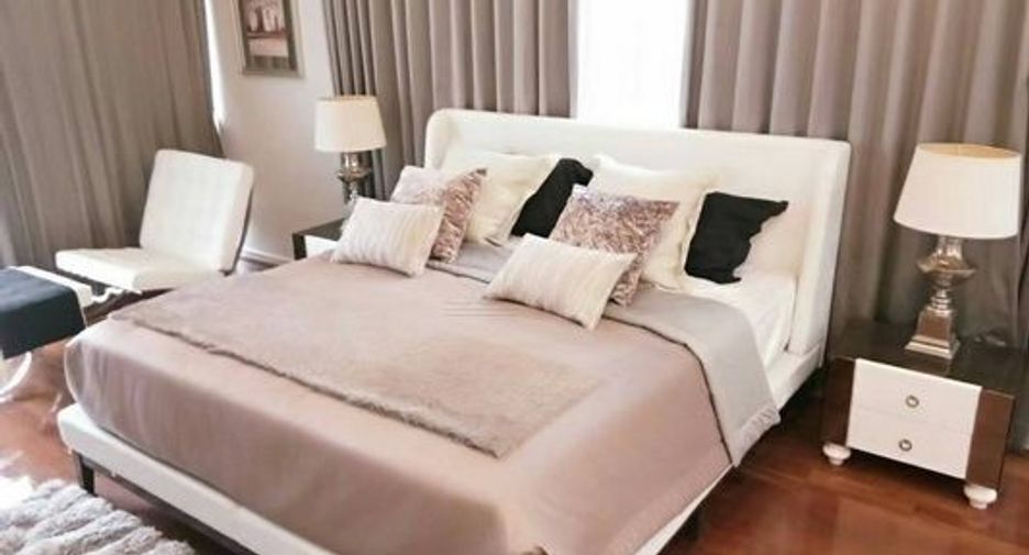 For sale 3 bedrooms house in Prawet, Bangkok