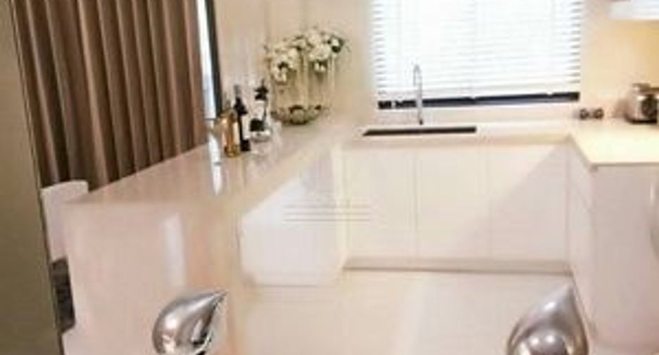 For sale 3 bedrooms house in Prawet, Bangkok