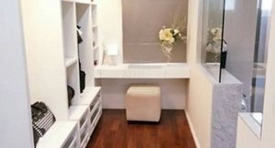 For sale 3 bedrooms house in Prawet, Bangkok