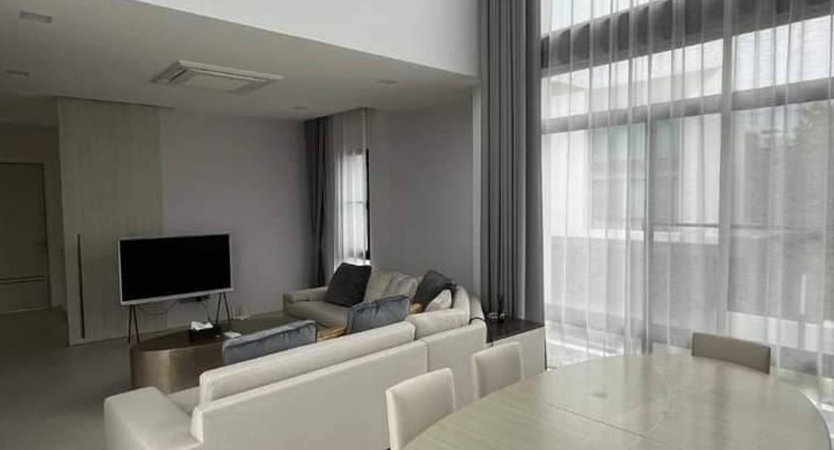 Casa en alquiler de 5 habitaciones en Saphan Sung, Bangkok