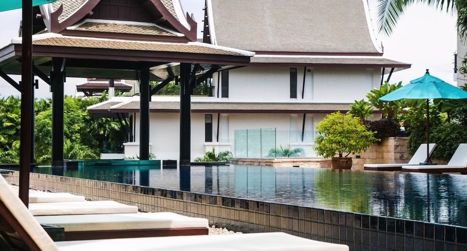 For sale 3 bedrooms apartment in Mueang Phuket, Phuket