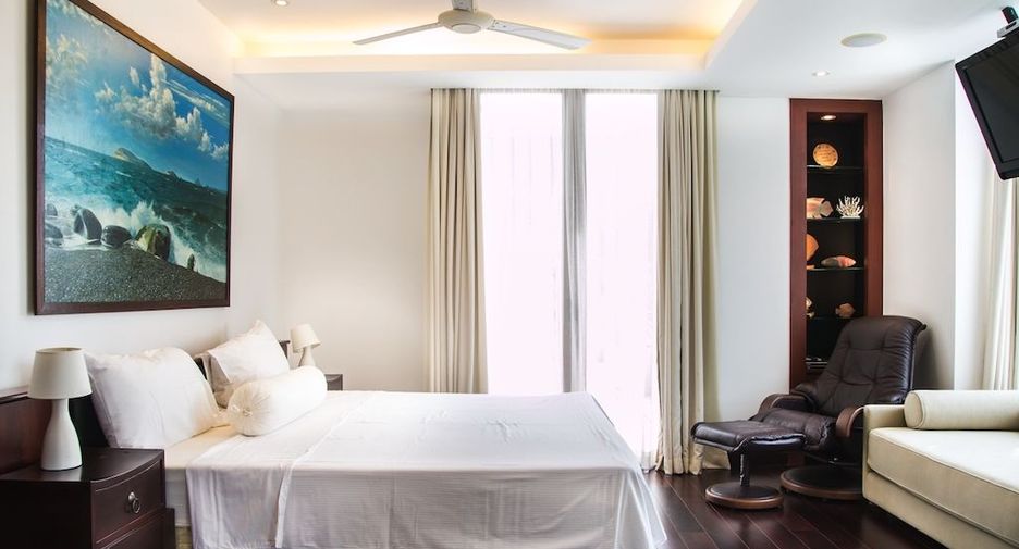 For sale 3 bedrooms apartment in Mueang Phuket, Phuket