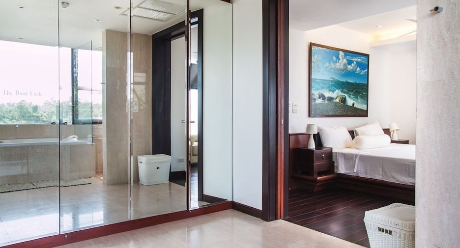 For sale 3 bedrooms apartment in Mueang Phuket, Phuket