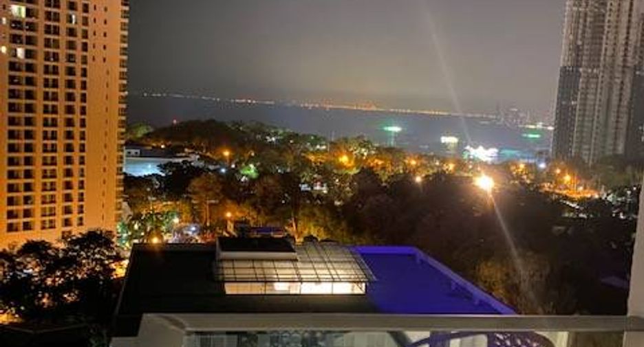 For sale 2 ベッドルーム condo in Bang Lamung, Chonburi