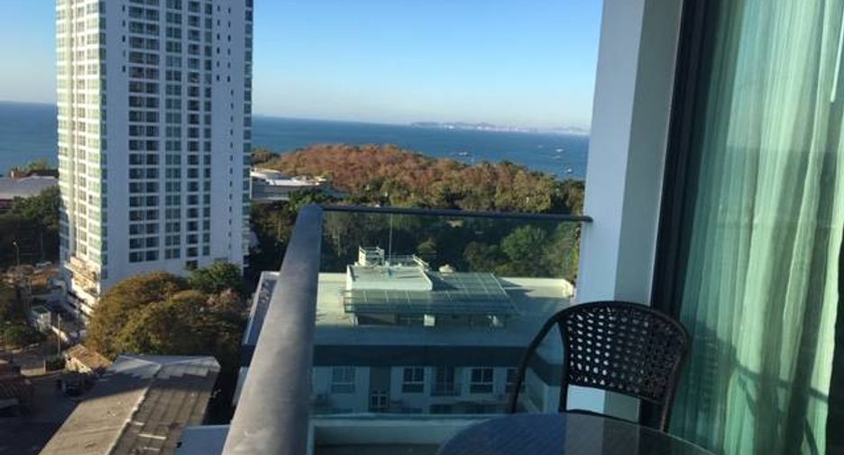 For sale 2 ベッドルーム condo in Bang Lamung, Chonburi