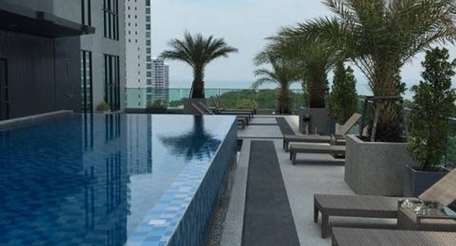 For sale 2 ベッドルーム condo in Bang Lamung, Chonburi