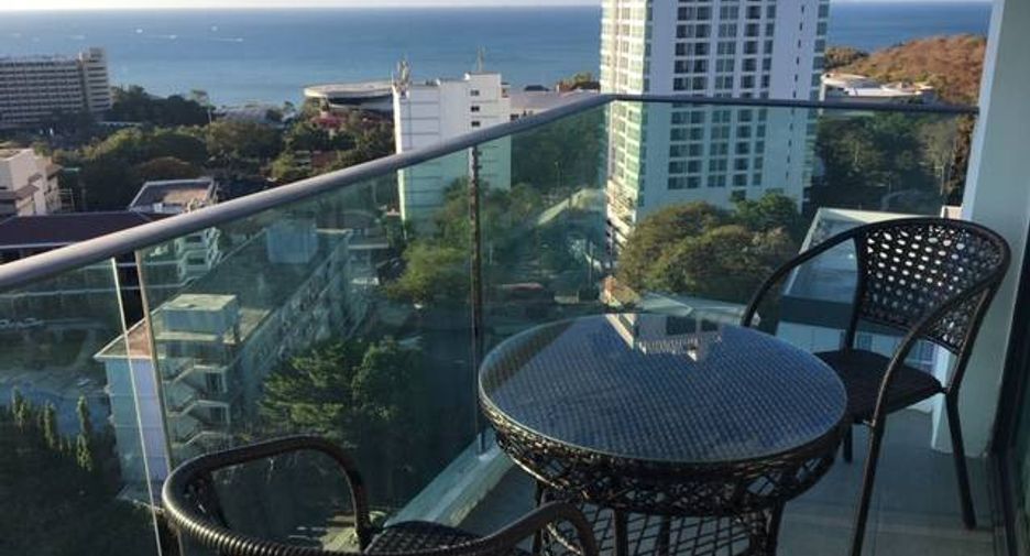 For sale 2 ベッドルーム condo in Bang Lamung, Chonburi