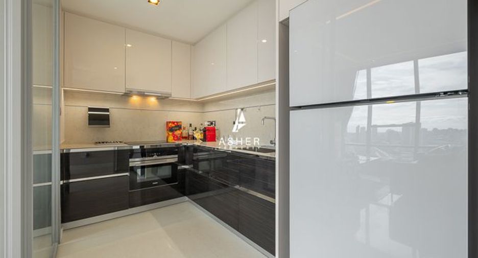 Wohnung zum Kauf mit 2 Zimmer in Sathon, Bangkok