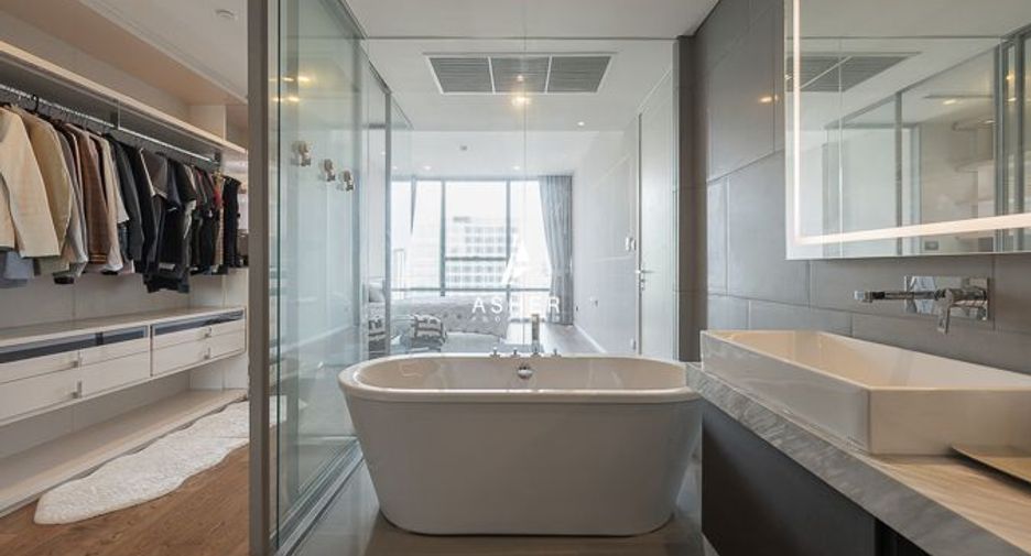 Wohnung zum Kauf mit 2 Zimmer in Sathon, Bangkok