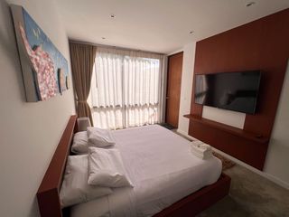For rent and for sale 4 bedrooms villa in Kathu, Phuket