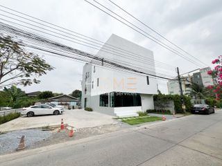 For sale 8 Beds office in Thanyaburi, Pathum Thani