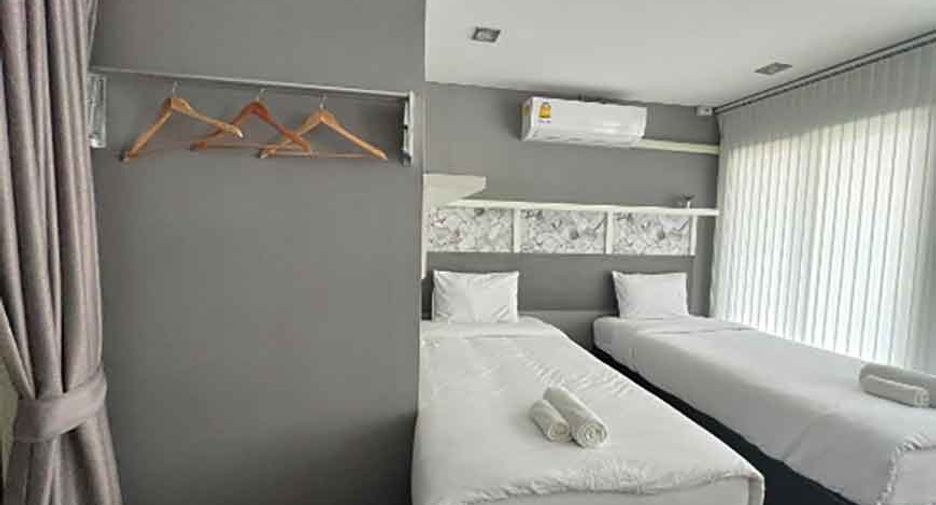 For rent 4 bedrooms townhouse in Mueang Chiang Mai, Chiang Mai