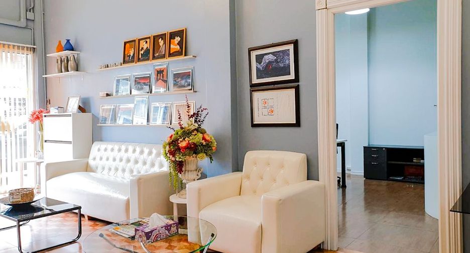 For sale retail Space in Lam Luk Ka, Pathum Thani