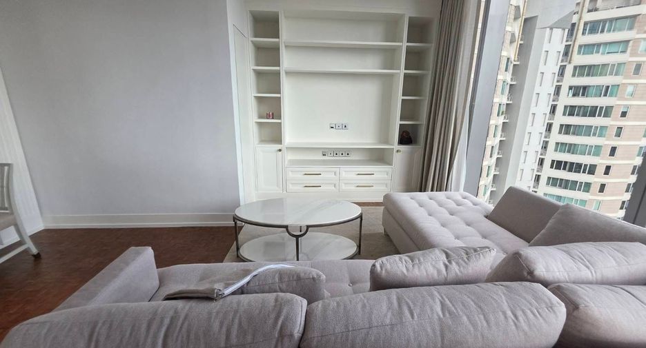 Wohnung zum Kauf mit 3 Zimmer in Sathon, Bangkok
