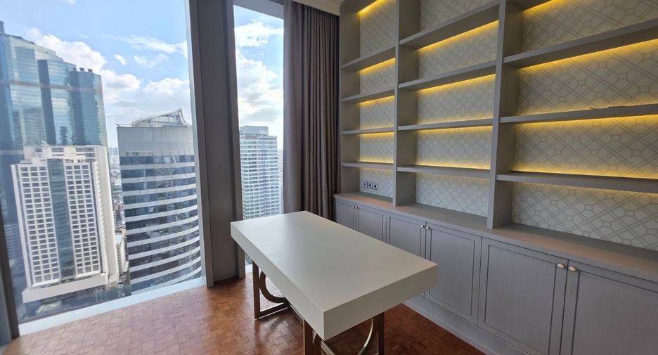 Wohnung zum Kauf mit 3 Zimmer in Sathon, Bangkok