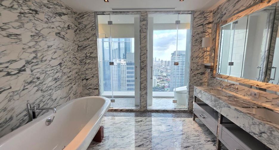 Wohnung zum Kauf mit 3 Zimmer in Sathon, Bangkok