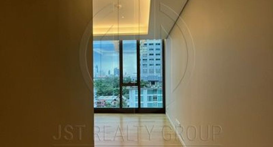 For rent and for sale 2 bedrooms condo in Pathum Wan, Bangkok