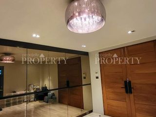 For rent and for sale 4 bed townhouse in Yan Nawa, Bangkok
