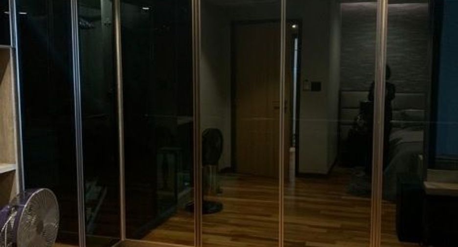 For sale 2 bedrooms condo in Sathon, Bangkok