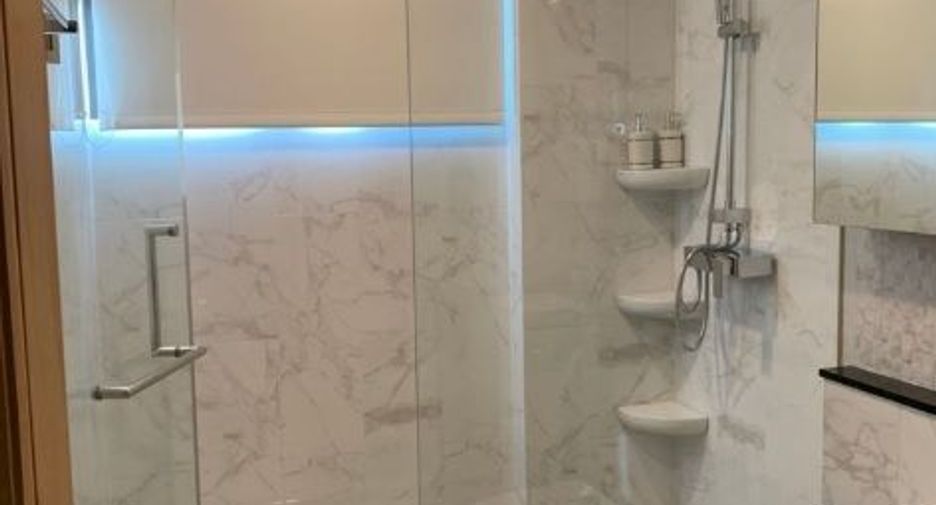 For sale 2 bedrooms condo in Sathon, Bangkok